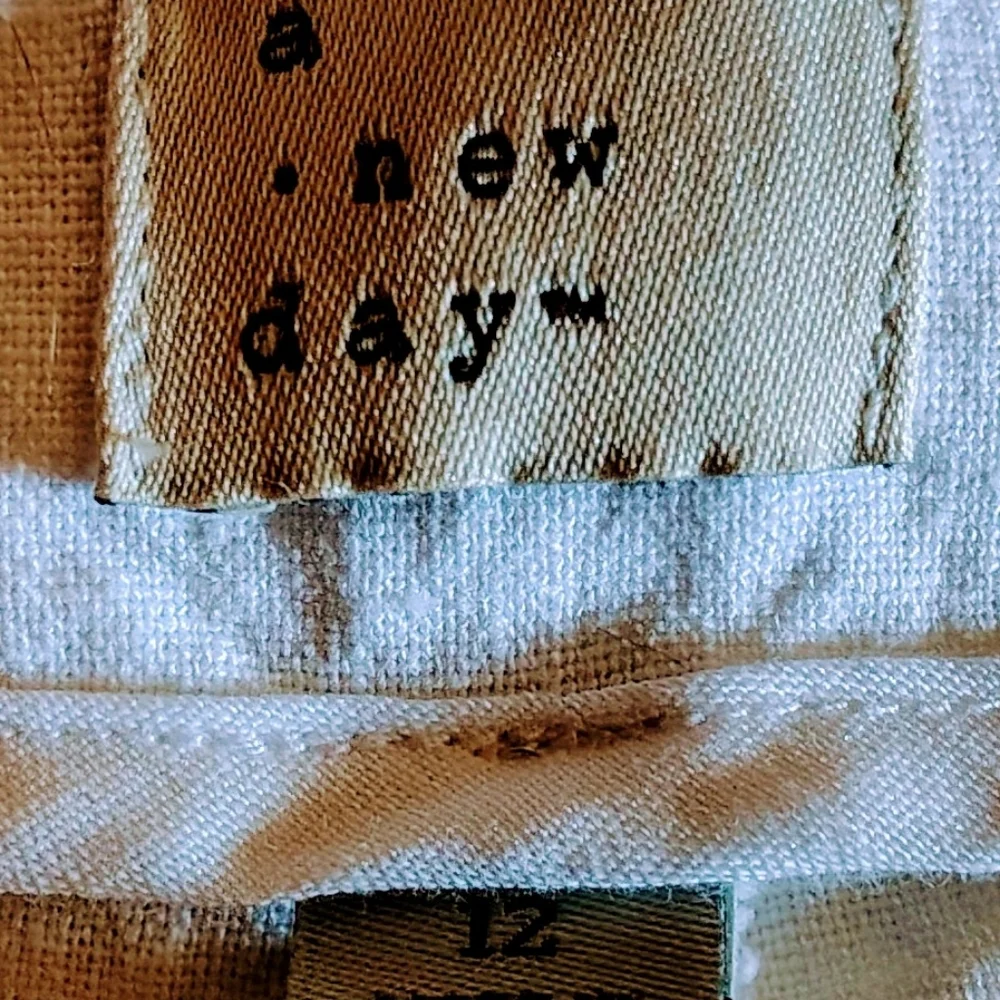 Women's White A New Day Size 12 Pants. In Good Condition. - Picture 7 of 10